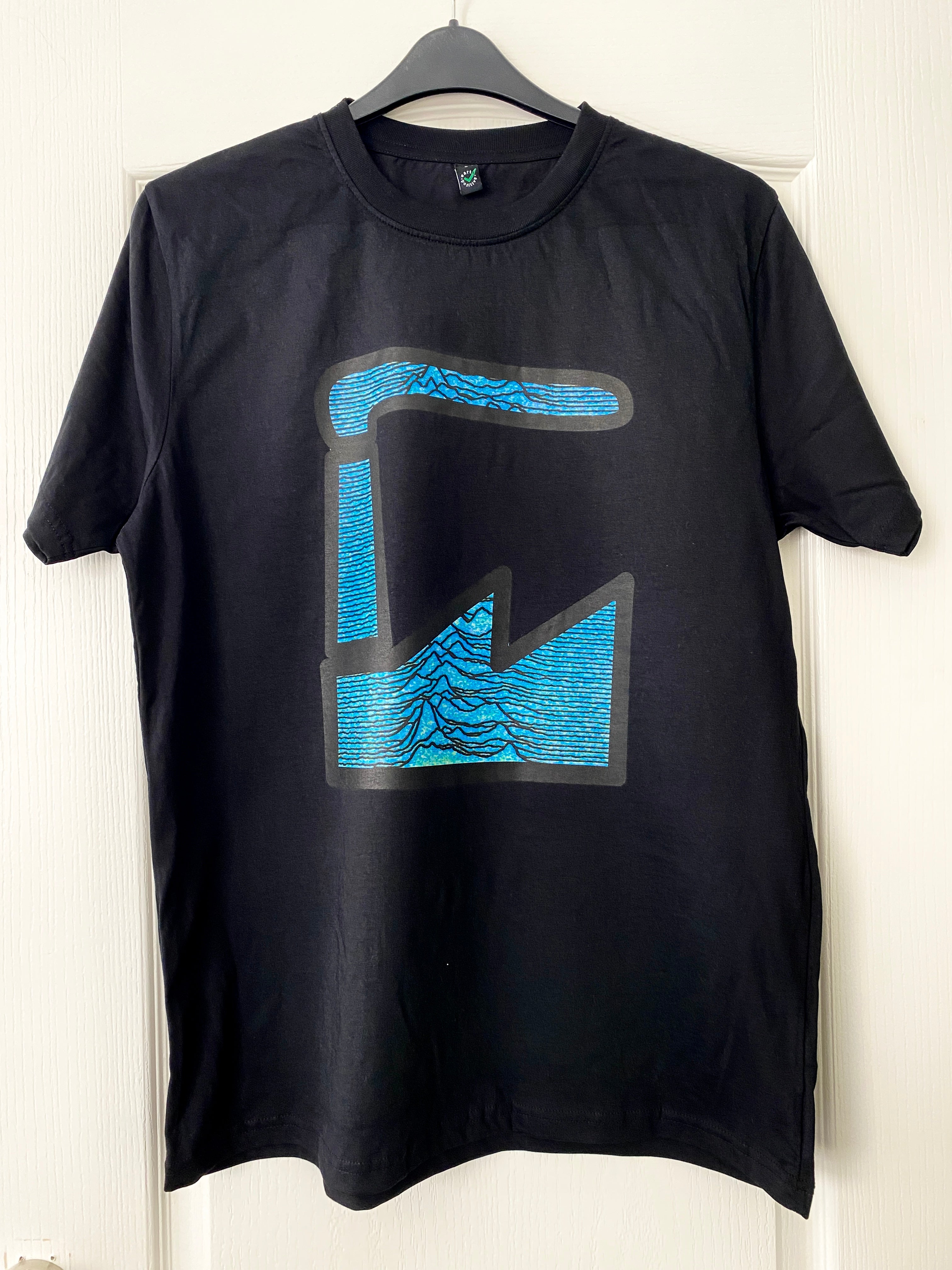 Factory Waves (Ice)