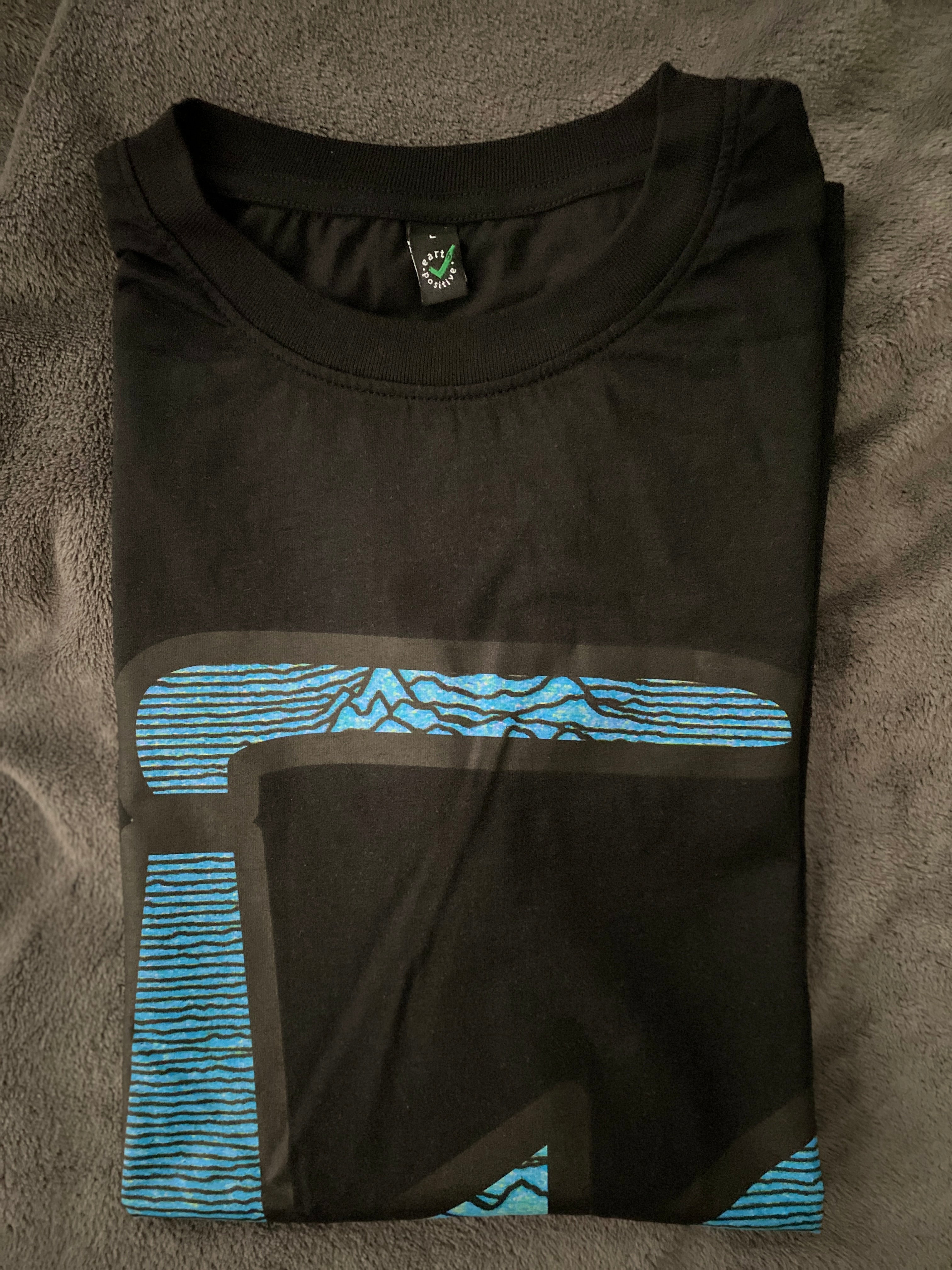 Factory Waves (Ice)